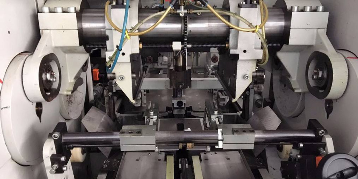 成版人抖音為台燿科技定（dìng）期生產定製（zhì）機械（xiè）刀具