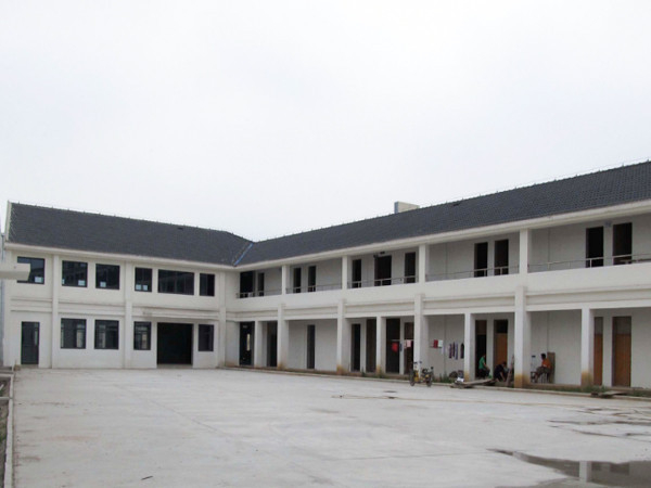 成版人抖音基地外貌